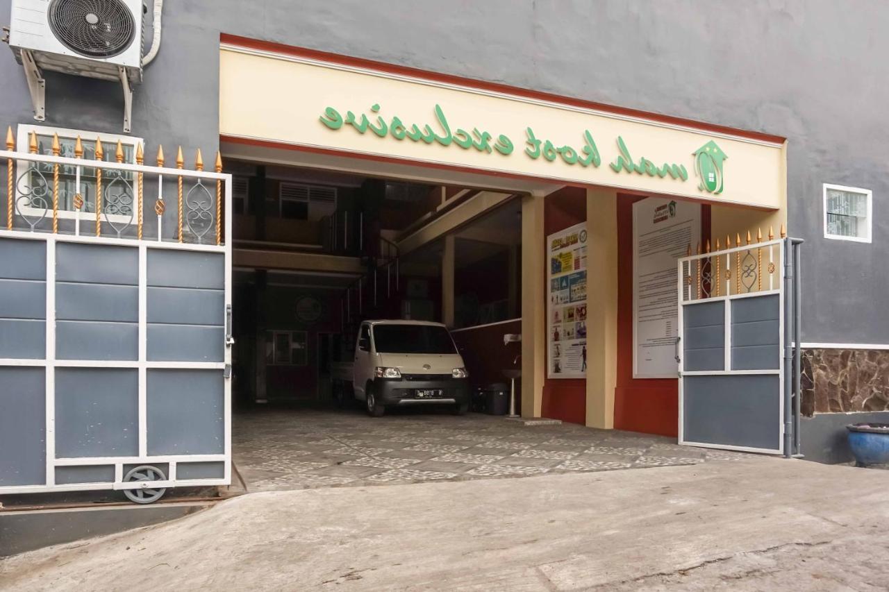 Omah Kalimosodo Mitra Reddoorz Near Stasiun Malang Kota Baru 호텔 외부 사진